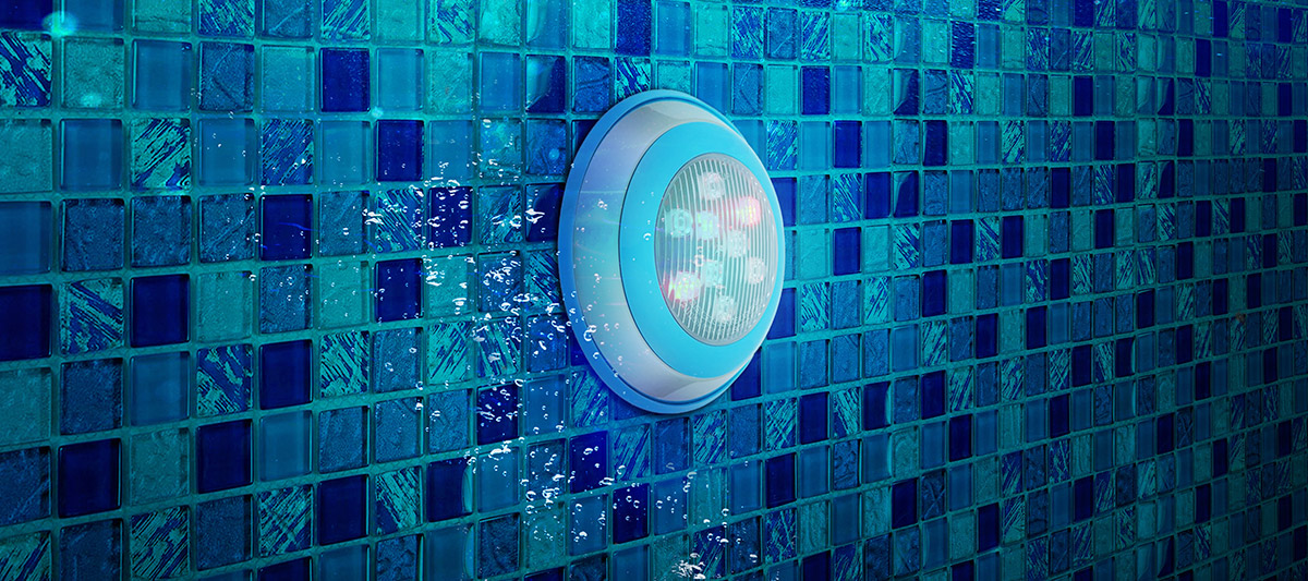 illuminazione piscina