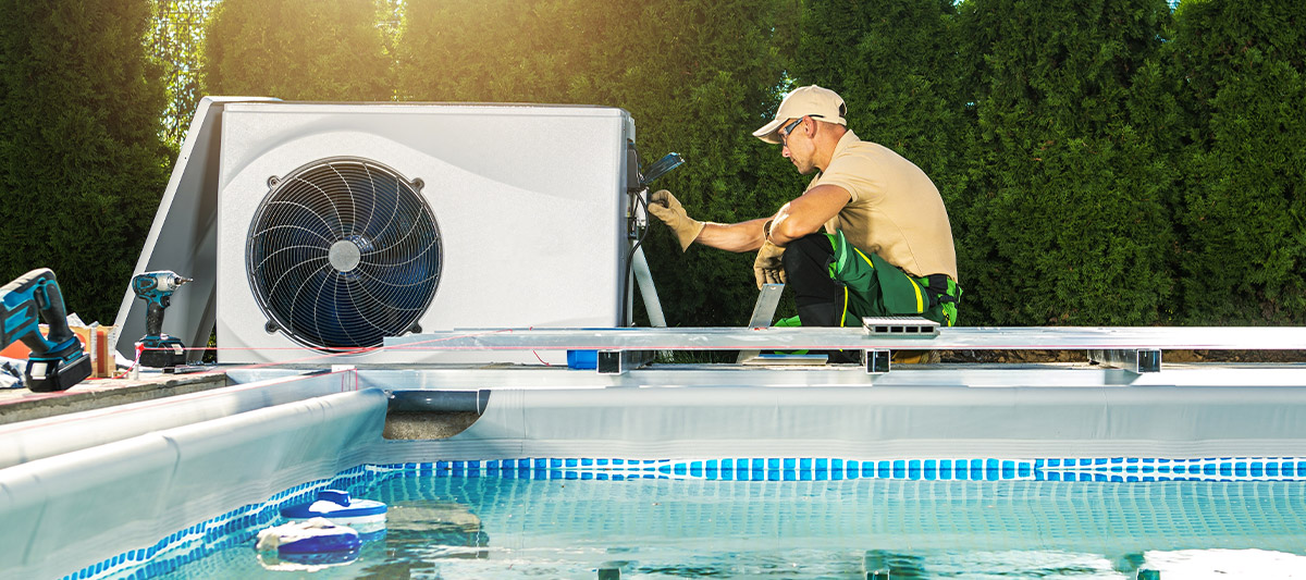 Piscina in autunno: 4 consigli indispensabili